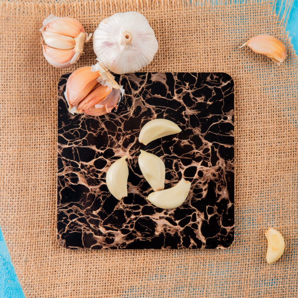 Pahank garlic flakes for food processing