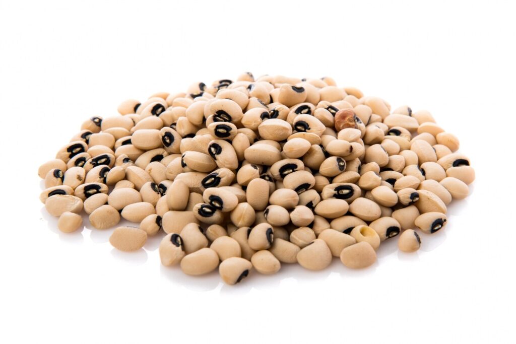 Whole cowpea beans batch